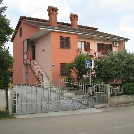Apartments Adelita Porec Esterno foto