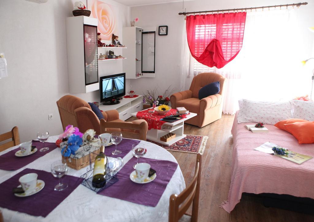 Apartments Adelita Porec Esterno foto