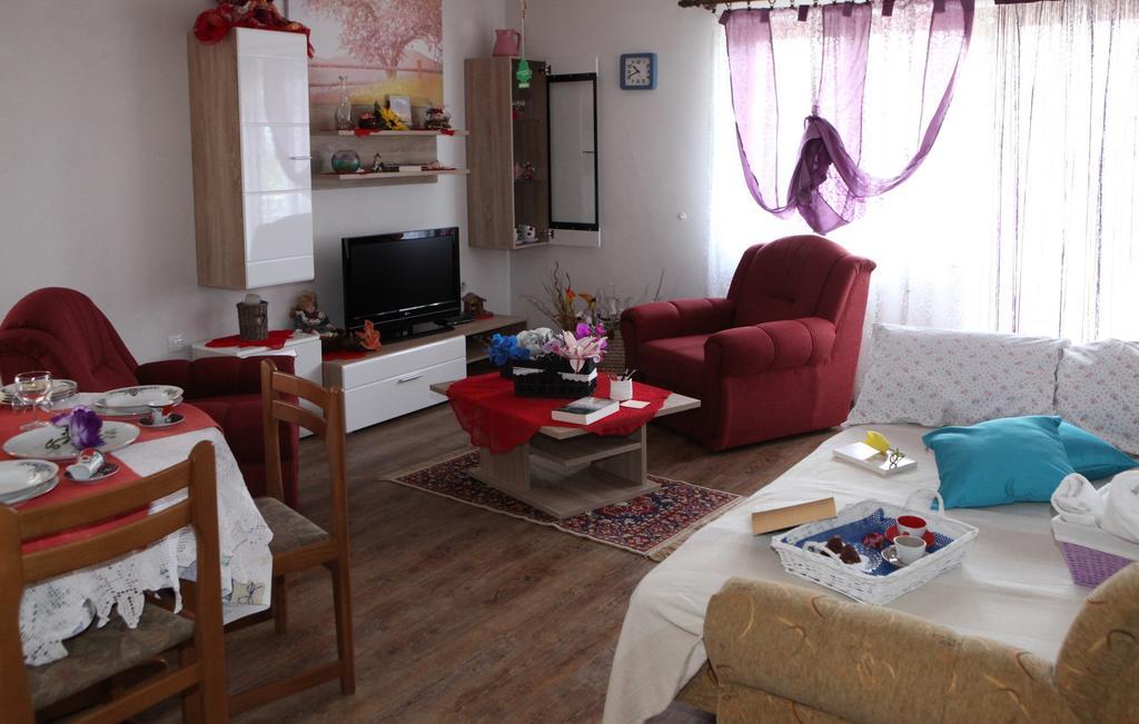 Apartments Adelita Porec Esterno foto